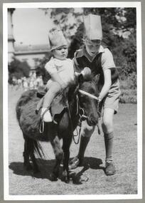 Photograph - Junior legatee outing, Government House Christmas Party 1945, 1945