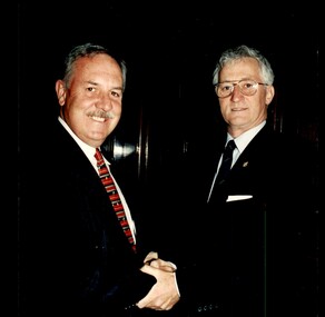Photograph - Past presidents, Legatees Kelly and Riches, 2000