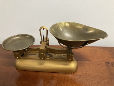Functional object, Avery Scales