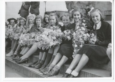 Photograph, Anzac commemoration for students 1945, 1945