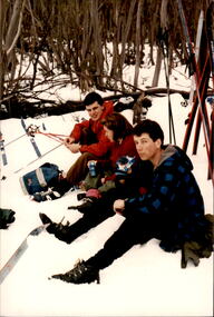 Photograph - Junior legatee outing, Skiing, 1987