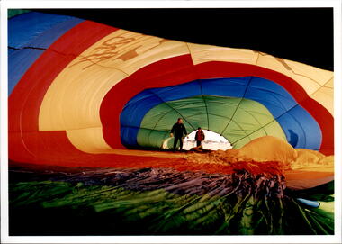 Photograph - Junior legatee outing, Ballooning in Benalla, 2003
