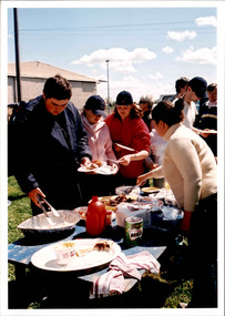 Photograph - Junior legatee outing, Ballooning in Benalla, 2003