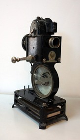 PATHE BABY 9.5mm PROJECTOR, C. 1925