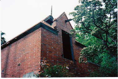 Photograph - Wattle Valley Street view of the red brick stables at the back of the Canterbury Mansions, Jan Pigot, 1994