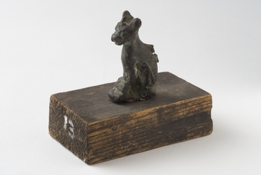 Cat figurine, Late Ptolemaic Period, 664 - 30 BCE