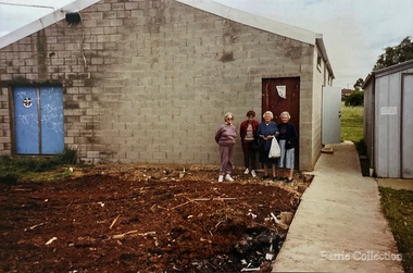 Photograph, Nancy, Margaret, Edna and Nan at the Melton Uniting Church Op Shop, 1993