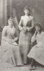 Photograph, The Hornbuckle women?, Unknown