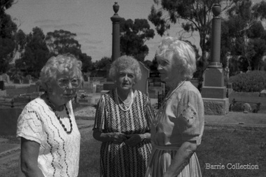 Photograph, Greta [Jongebloed] Daniels, Edna [Myer] Barrie and Marjorie [Myers] Butler, 1992