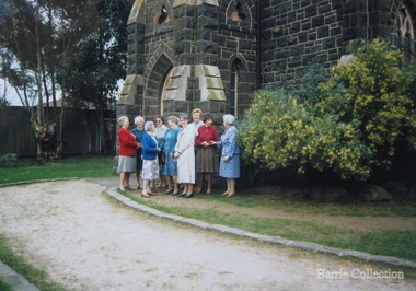 Photograph, Group of people in front of Scots Church, 1986
