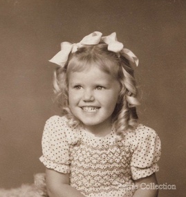 Photograph, Wendy Barrie, Unknown