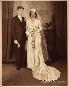 Photograph, Edna and Bon's wedding day, 1941