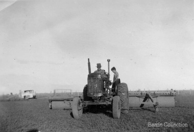 Photograph, Barrie Family at Ferris Road, 1955