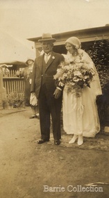 Photograph, Charles Ernest Barrie with daughter Mary Ena Barrie, 1930