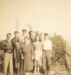 Photograph, Myers family at Burnbank, Unknown