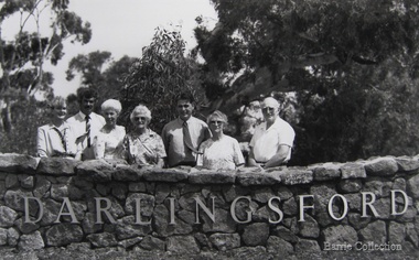 Photograph, Official opening of the Darlingsford Estate, 1994