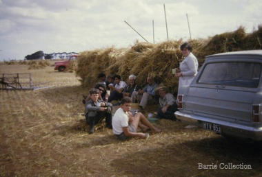 Photograph, Stacking at Ferris Road, Unknown