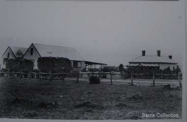 Photograph, Chaff cutting and hay-pressing mills, 1909