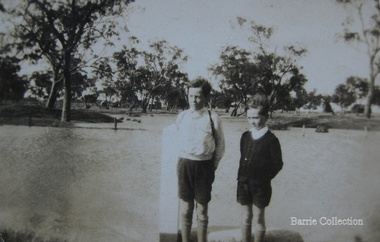 Photograph, Arthur Bruce Myers and Maxwell Douglas Myers, c.1934
