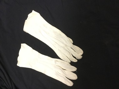 Gloves - White