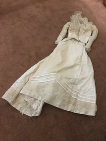 Wedding dress, 1900