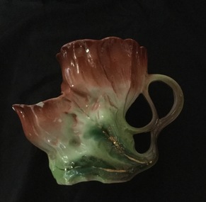 Shaving mug