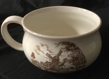 Chamber pot
