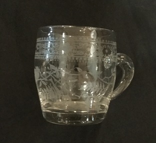 Glass cup