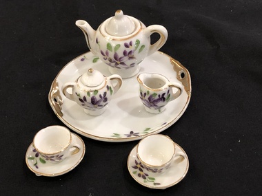 Tea Set Miniature