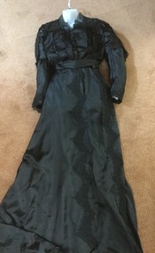 Dress, 1890