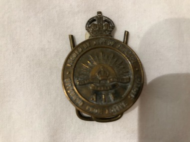 Badge, Circa 1918