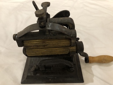Crimping Iron