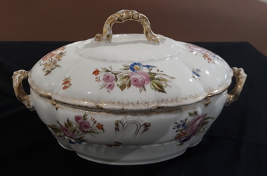Vegetable dishes, c1914