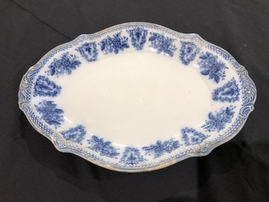 Dish, Circa 1900