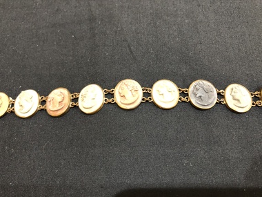Jewellery, Circa 1900