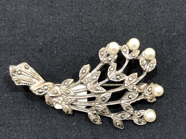 Brooch