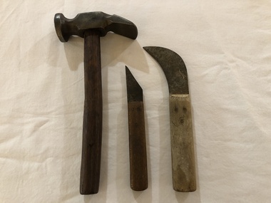 Hammer and 2 Knives/Cutters