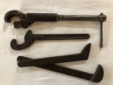 Pipe Wrench