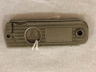 Knife