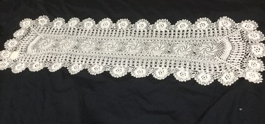 Table runner