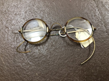Spectacles