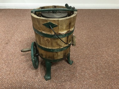 Ice Cream Maker
