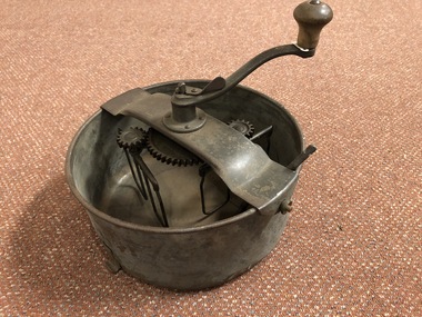 Cake Mixer, Landers, Frary & Clark, Circa 1905