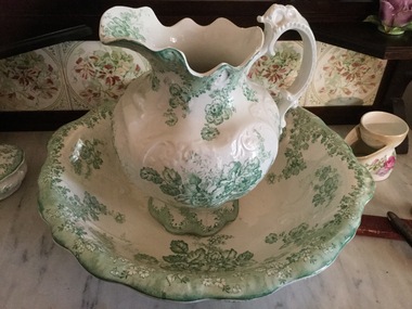 Water jug and bowl