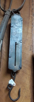 Salter No 2 Metal spring balance scales to weigh up to 40 lbs.