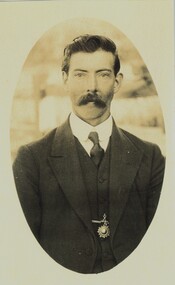 Photograph, c.1905-c.1920