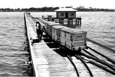 Tramway on pier