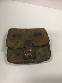Functional object - Field Equipment, WWI Field Equipment - Coin Purse, c.1916-1918