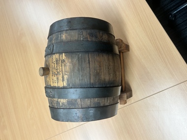Container - Oak Barrel, 9/1992