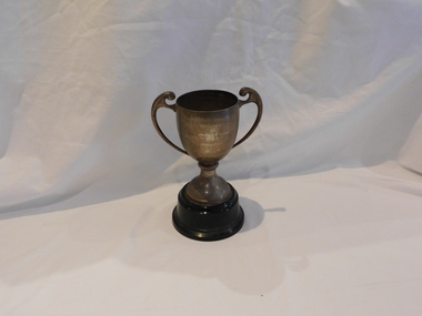 Award - Ballarat Trophy, Pipes and Drums Trophy